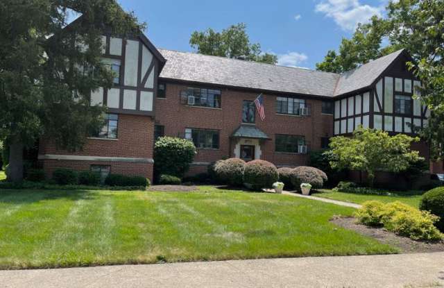 6807 Wooster Pike - 6807 Wooster Pike, Mariemont, OH 45227