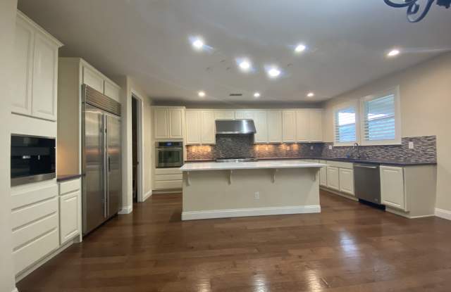 Sommersett 4 bedroom - 8370 Split Rock Trail, Reno, NV 89523