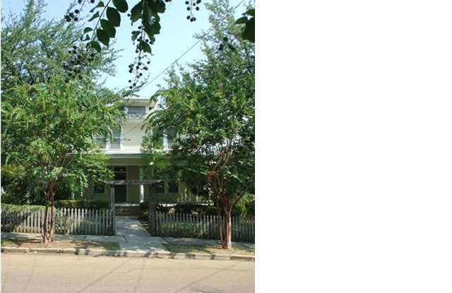 812 ARLINGTON Gallery 2