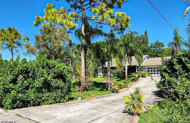 18401 Huckleberry Road photos photos