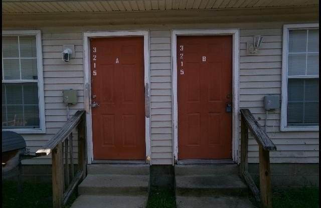 3215 Ludwig Unit B Gallery 2