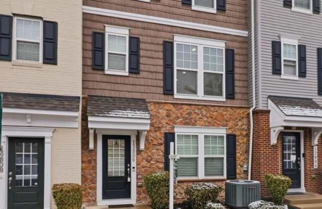 13806 LITESPEED Way Gallery 4