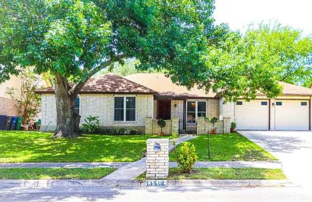 “SHOWING AVAILABLE DECEMBER 15TH!” Elegant Living at 13518 Cassia Way. - 13518 Cassia Way, San Antonio, TX 78232