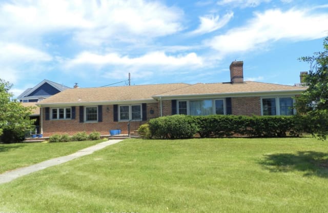 3 Surf Road - 3 Surf Road, Monmouth Beach, NJ 07750