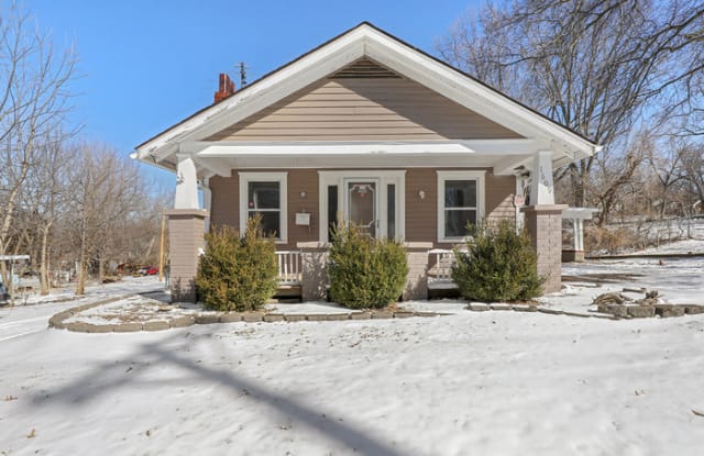 1609 South Vermont Avenue - 1609 South Vermont Avenue, Independence, MO 64052