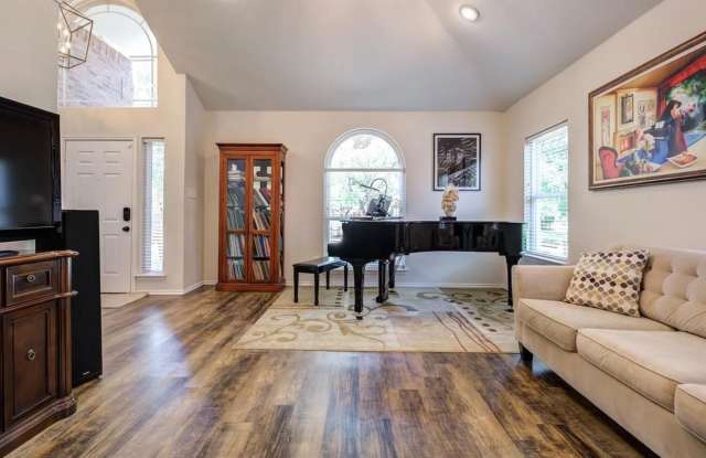 10819 Detroit Avenue - 10819 Detroit Avenue, Lubbock, TX 79423