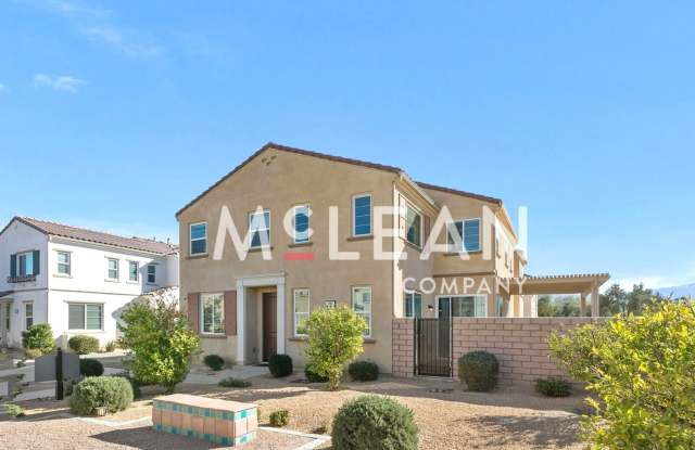 Gorgeous 2-Story 4-Bedroom Home with Loft - UNIT COMES UNFURNISHED Gallery 4