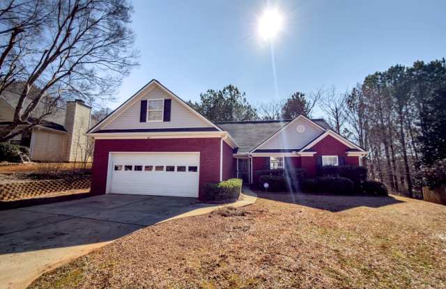 Beautiful Home with Fenced Backyard Near UGA Vet School photos photos