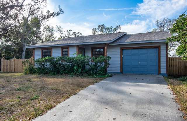 7000 5TH STREET N - 7000 5th Street North, St. Petersburg, FL 33702
