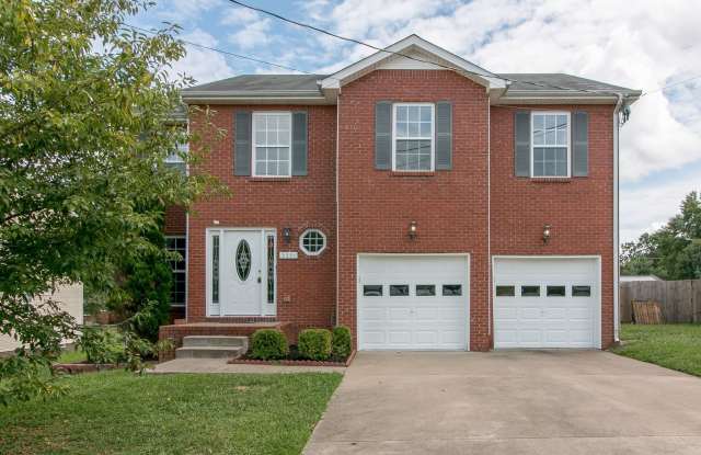 4 Bedroom Pet Friendly Home For Rent! photos photos