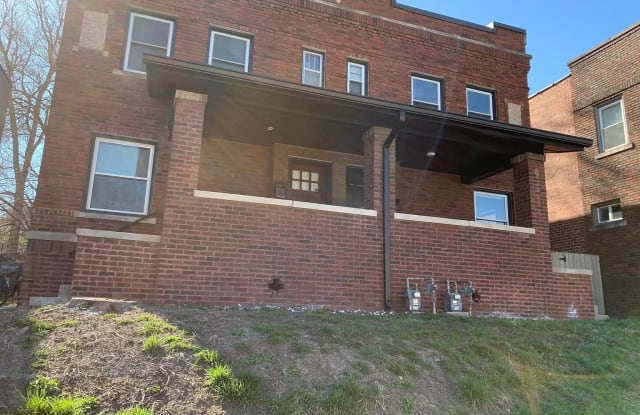 626 N 33rd St - 626 North 33rd Street, Omaha, NE 68131