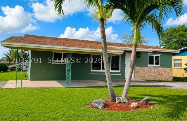 2350 NW 12th Ct Gallery 2