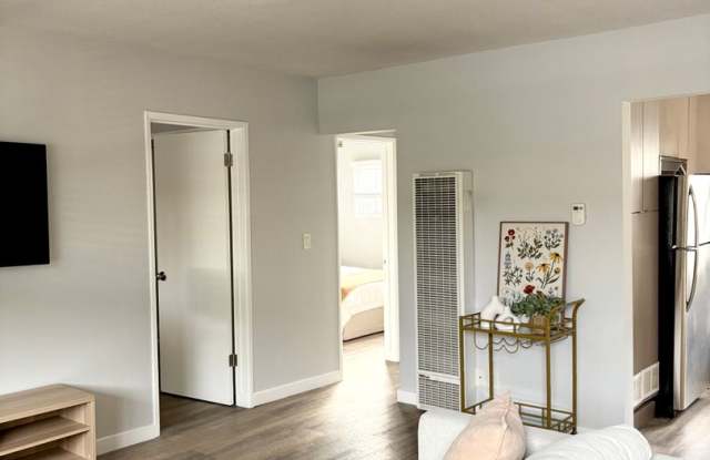 2727-2741 Abbot Kinney Blvd photos photos