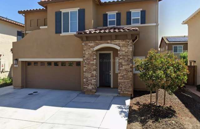 Spacious 3-Bedroom Dixon Home with Loft, Solar  Open Floor Plan photos photos