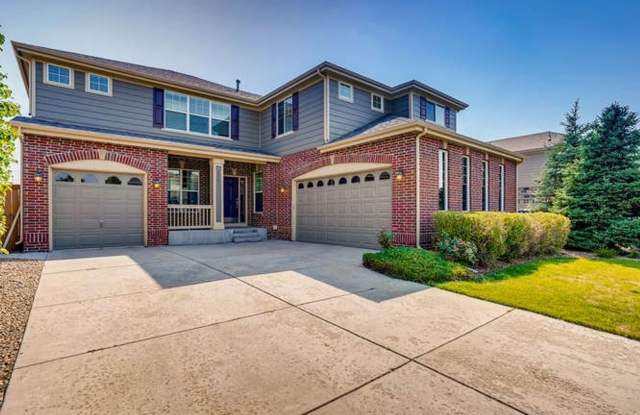 Spacious 5 Bedroom Home In Tollgate Crossing! Minutes from Southlands, Buckley SFB and Cherry Creek Schools! photos photos