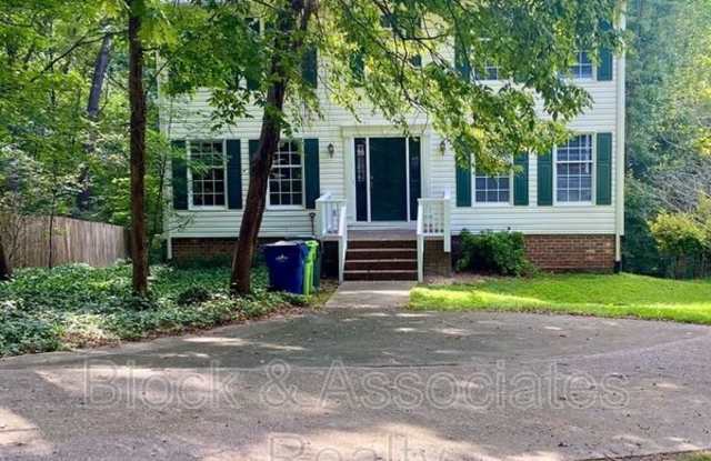 4219A Arbutus Dr photos photos