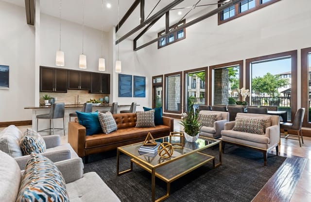 StoneLedge Apartments Grapevine Gallery 3