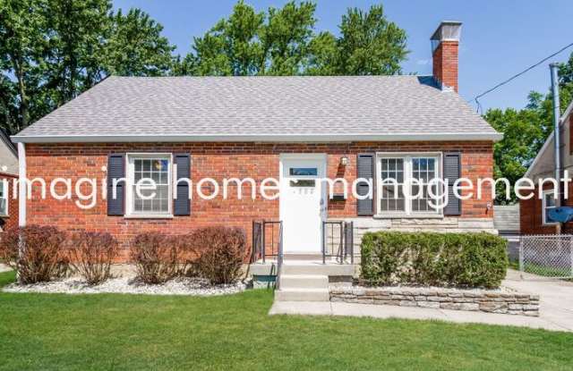 4500 Victor Avenue photos photos
