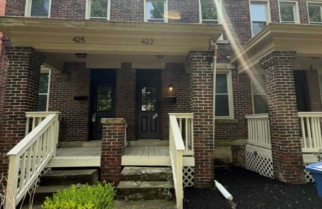 2 Bed / 2 Bath with Private Garage & Fenced Yard photos photos