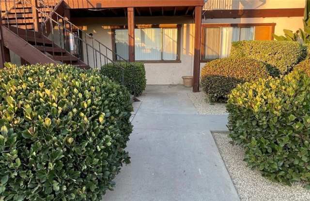 1076 N Escondido Boulevard photos photos