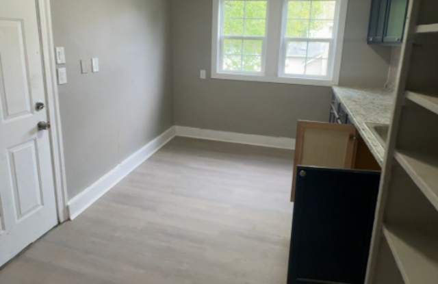176-78 West Calthrop Avenue - 1 Gallery 2