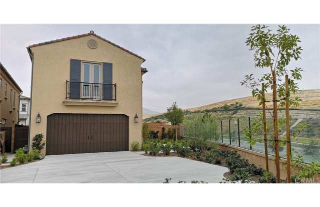 100 Globe - 100 Globe, Irvine, CA 92618