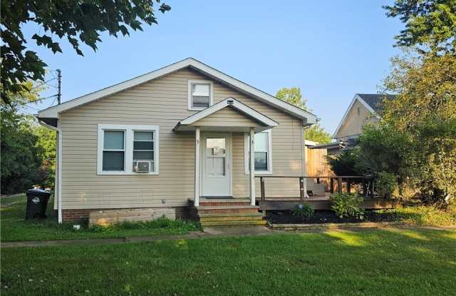 2572 Brecksville Road Gallery 1