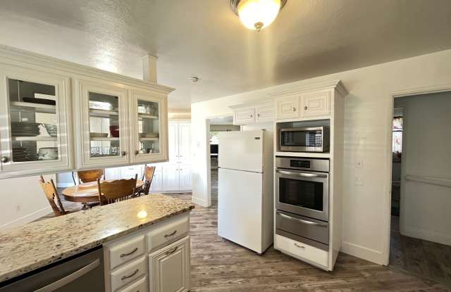 Nice updated Home Close to Atascadero City Center photos photos