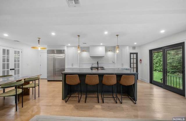 107 Highland Avenue - 107 Highland Avenue, Ridgewood, NJ 07450