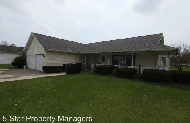801 Antler Drive Apt B - 801 Antler Drive, Middlebury, IN 46540