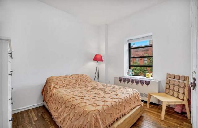 186 West 80th Street photos photos