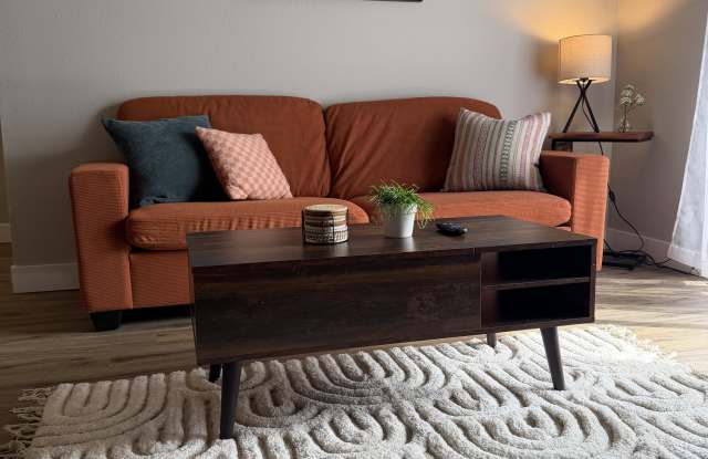 11044 Southwest Greenburg Road - 1Unit 321 Gallery 2