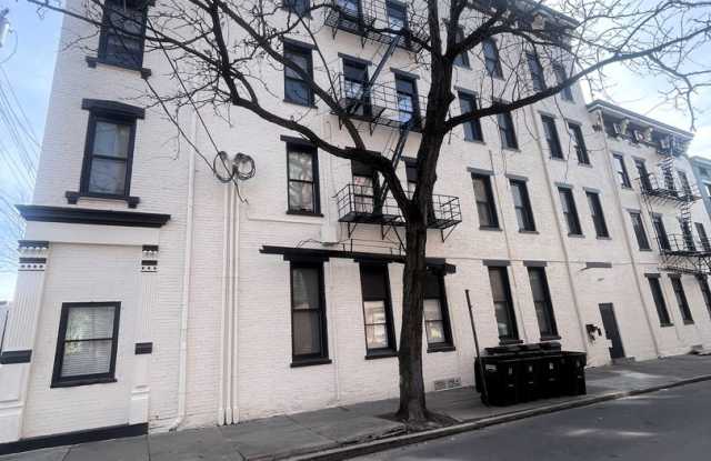 OVER THE RHINE LUXURY UNITS & PENTHOUSES photos photos