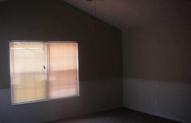 223 Suncrest Dr. Gallery 4