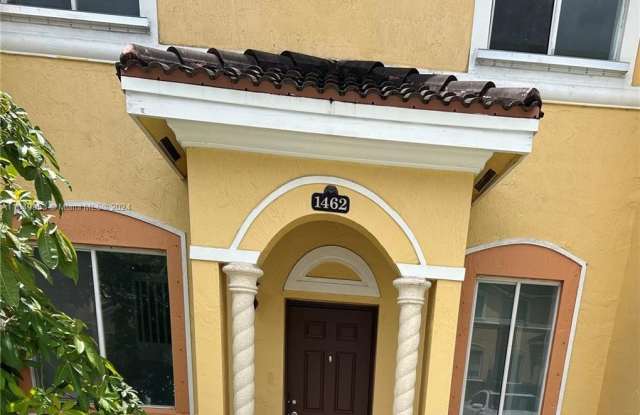 1462 SE 24th Ct - 1462 Southeast 24th Court, Homestead, FL 33035