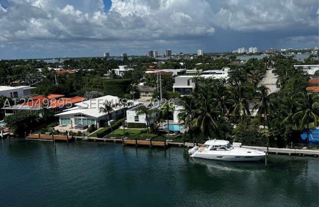 10000 W Bay Harbor Dr Gallery 1