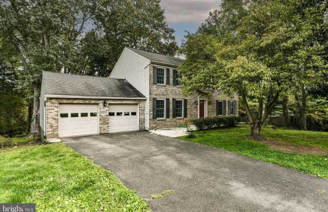 1163 KETTLE POND LN - 1163 Kettle Pond Lane, Great Falls, VA 22066