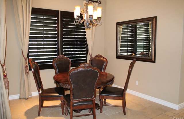 3302 Crescent Way Gallery 3
