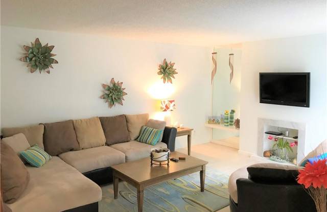 1600 Park Meadows DR Gallery 2