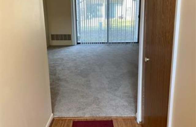 42717 LILLEY POINTE Gallery 2