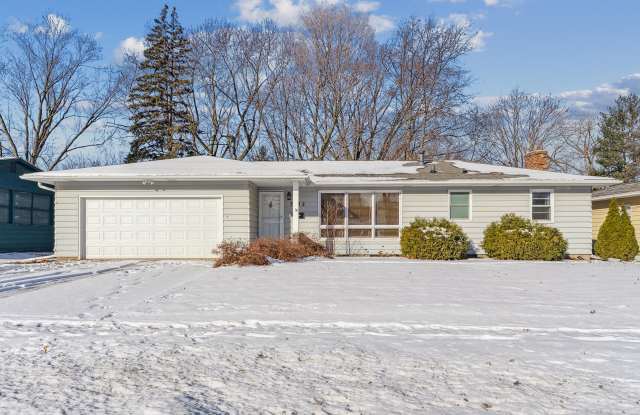 3032 W 9th St photos photos