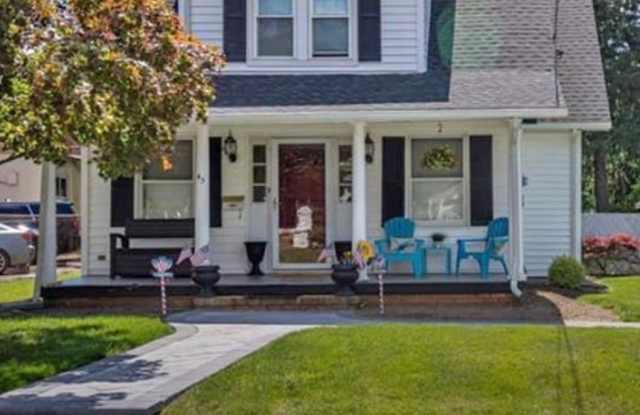 45 Academy Street - 45 Academy Street, Farmingdale, NJ 07727