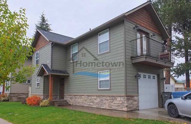 2 Bedroom  1.5 Bathroom Coeur d'Alene Home with Fenced Yard and Great Location! photos photos