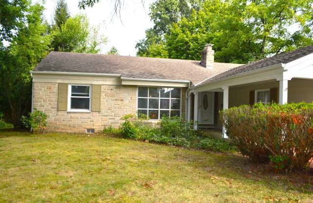 Charming 2-Bedroom Home in Fairview Park - 22966 Mastick Road, Fairview Park, OH 44126