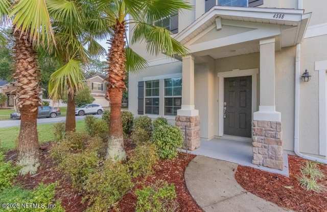 4586 TEMPLE LAKES Drive Gallery 4