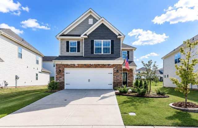 Beutiful Like-New Home in Mooresville Gallery 1