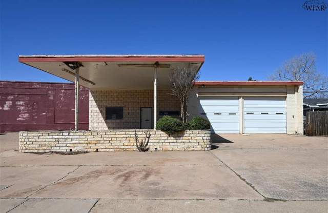 1702 Hayes Street - 1 photos photos