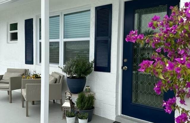 1915 SW 17th Street SW photos photos