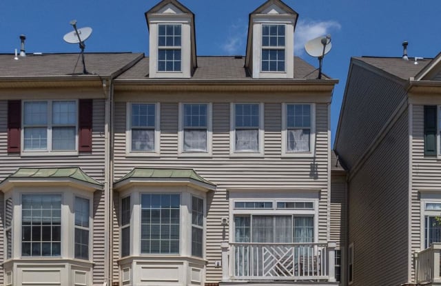 46394 MONOCACY SQUARE - 46394 Monocacy Square, Cascades, VA 20165