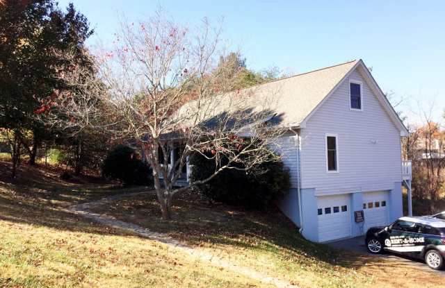 Charming North Asheville Cape Cod photos photos